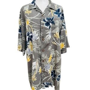 Tommy Bahama Gray Floral Short-Sleeve Shirt Jacket with Yellow & Blue Blooms  M